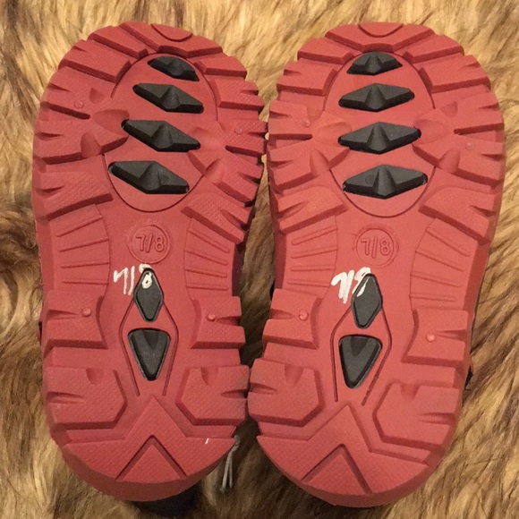 Kids All Weather Cat & Jack Boots; Size M 7/8 - Picture 3 of 8